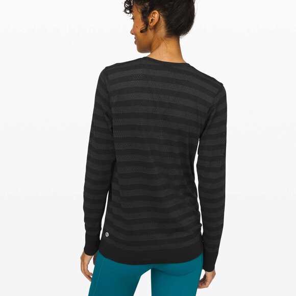 Lululemon Breeze By Long Sleeve Women’s Size 8 Deep Coal Black Lightweight Top - Picture 12 of 12